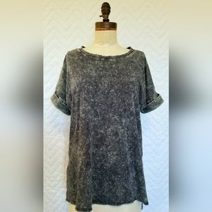 Dark green bleached cuffed sleeve tshirt